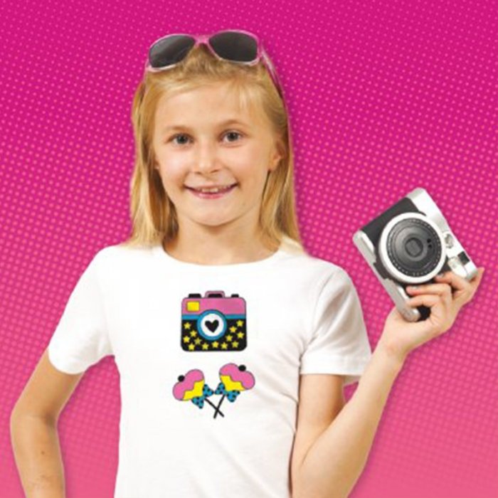 Máme pro vás tip na vyrábění s dětmi: Tričko na holčičí party