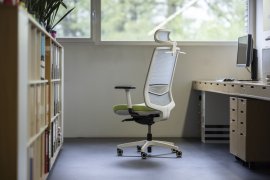 Práce bez bolesti: 10 zásad pro výběr kvalitní kancelářské židle
